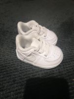 Wie neu! Weiße Babyschuhe von Nike Duisburg - Meiderich/Beeck Vorschau