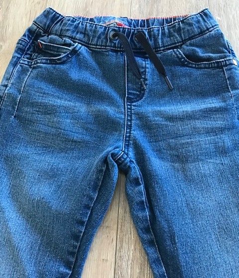 Jeans von s. Oliver Gr. 134/ slim in Kesselsdorf