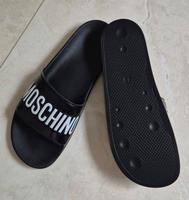 MOSCHINO Pool Slide, Pantolette, Badesandalen Gr. 45 NEU Berlin - Zehlendorf Vorschau