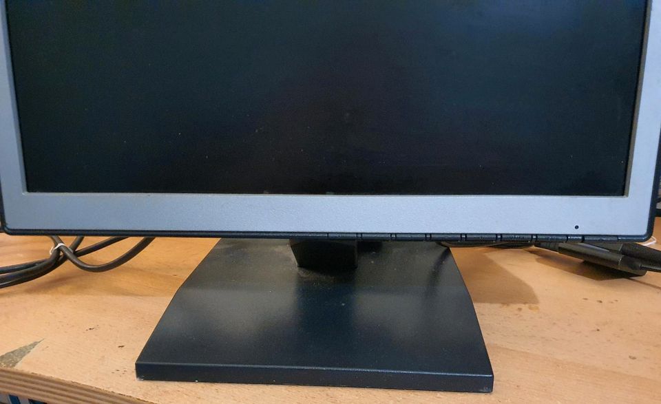 NEC Monitor 17 Zoll LCD 1701 in Saarbrücken