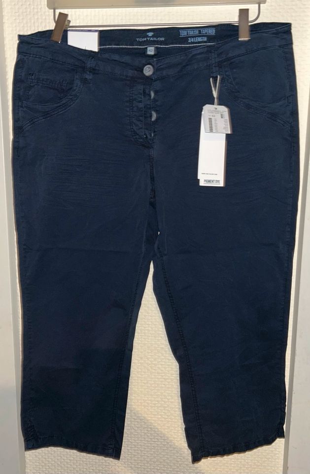 Tom Tailor relaxed Capri dunkelblau Gr. 42 Neu in Schwarzenbruck