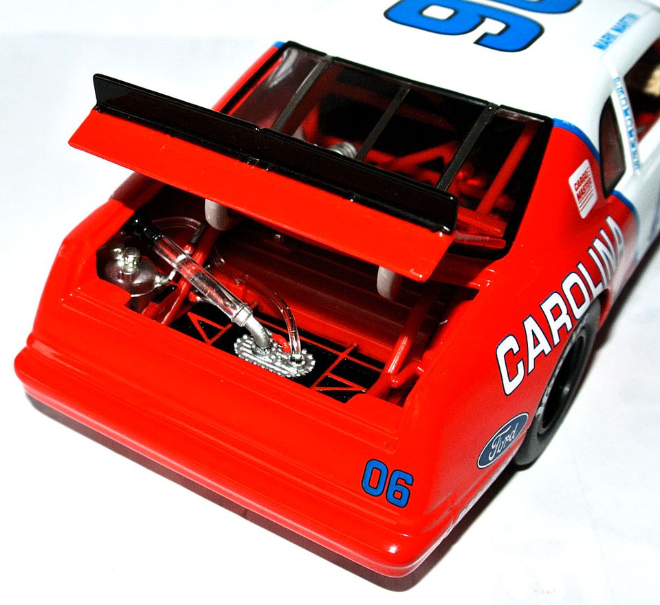 ELITE #06 NASCAR Stockcar 1986 - Carolina Ford - Mark Martin 1:24 in Bad Oeynhausen