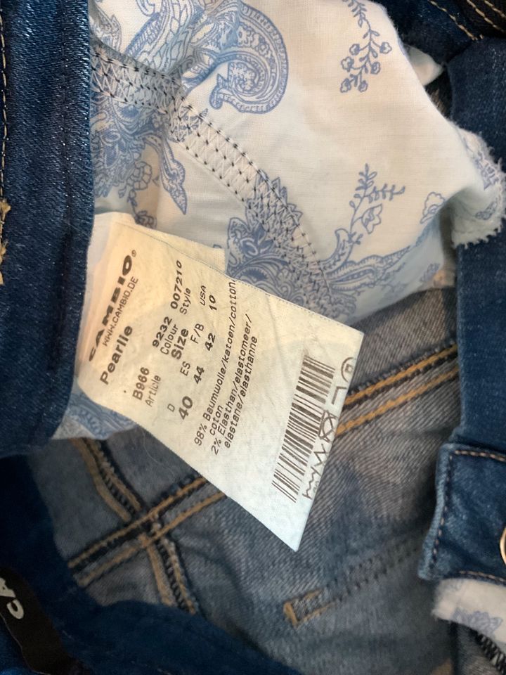 Cambio Jeans Gr 40 in Niederwambach