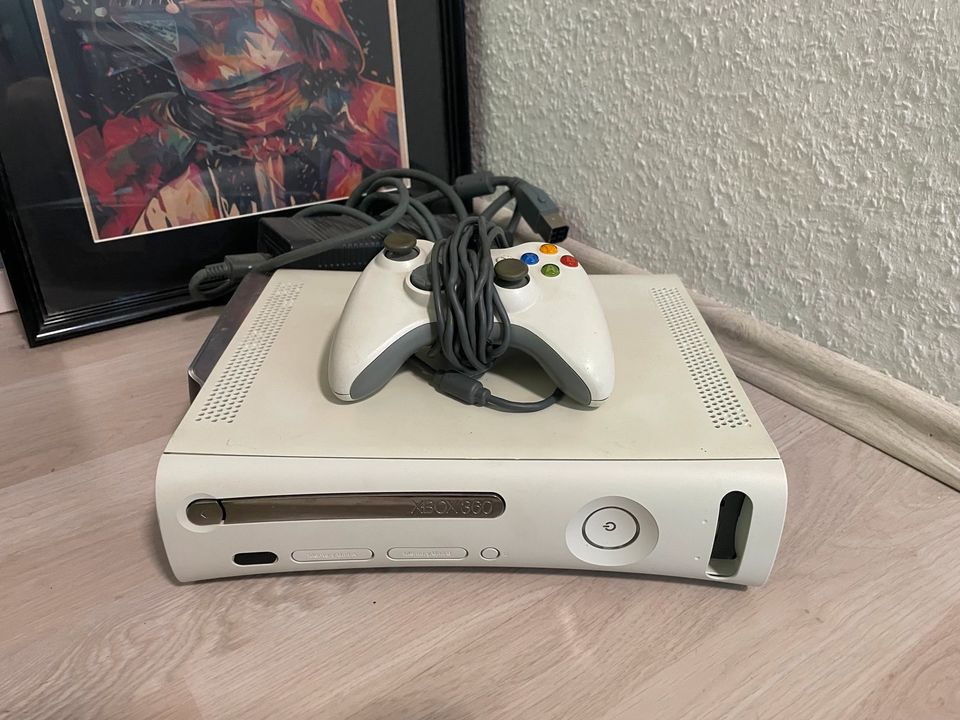 Xbox 360 mit Controller und Spiele in Gelsenkirchen