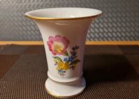 Meissen Trichtervase Blumenmalerei mit Golddekor / 10 cm Kreis Pinneberg - Hasloh Vorschau