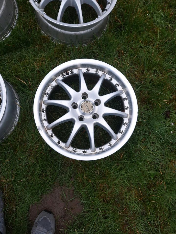 Alutec Mercedes 5x112 Alufelgen 7.0x17 ET42 W201 W202 W203 W124 in Offenbach