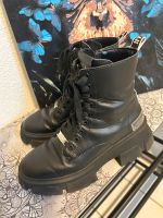 Steve Madden Tanker Plateau Stiefelette Boots schwarz Gr. 36 Baden-Württemberg - Kirchardt Vorschau