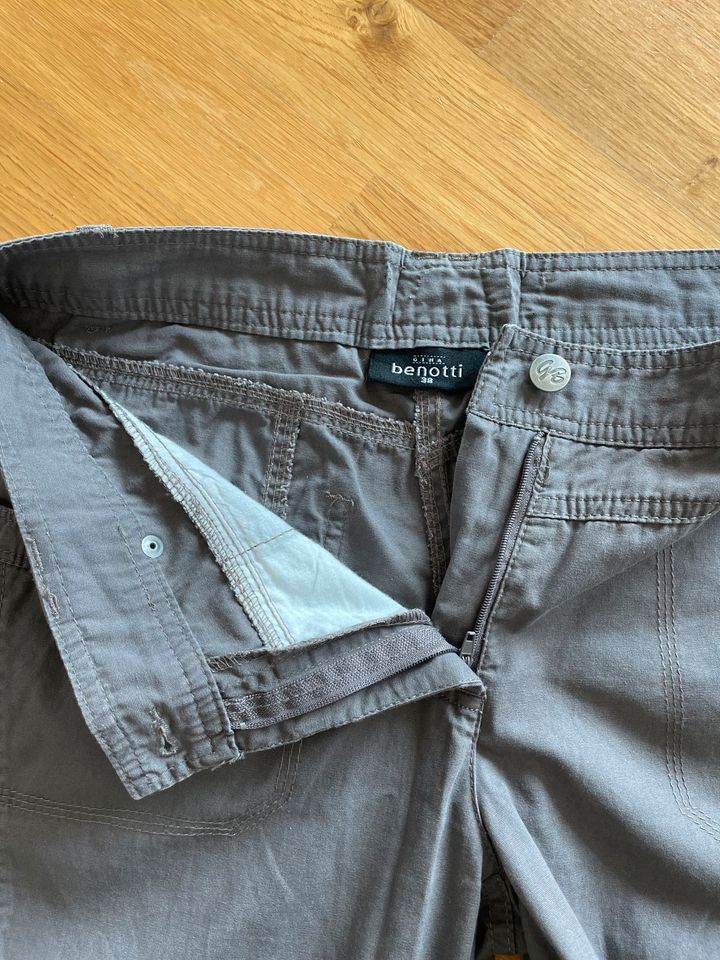 Sommerhose von Gina Benotti, Gr. 38, Khaki-grau-braun in Berlin