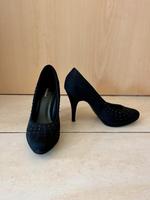 Schwarze Pumps mit Strasssteinen Niedersachsen - Vechta Vorschau