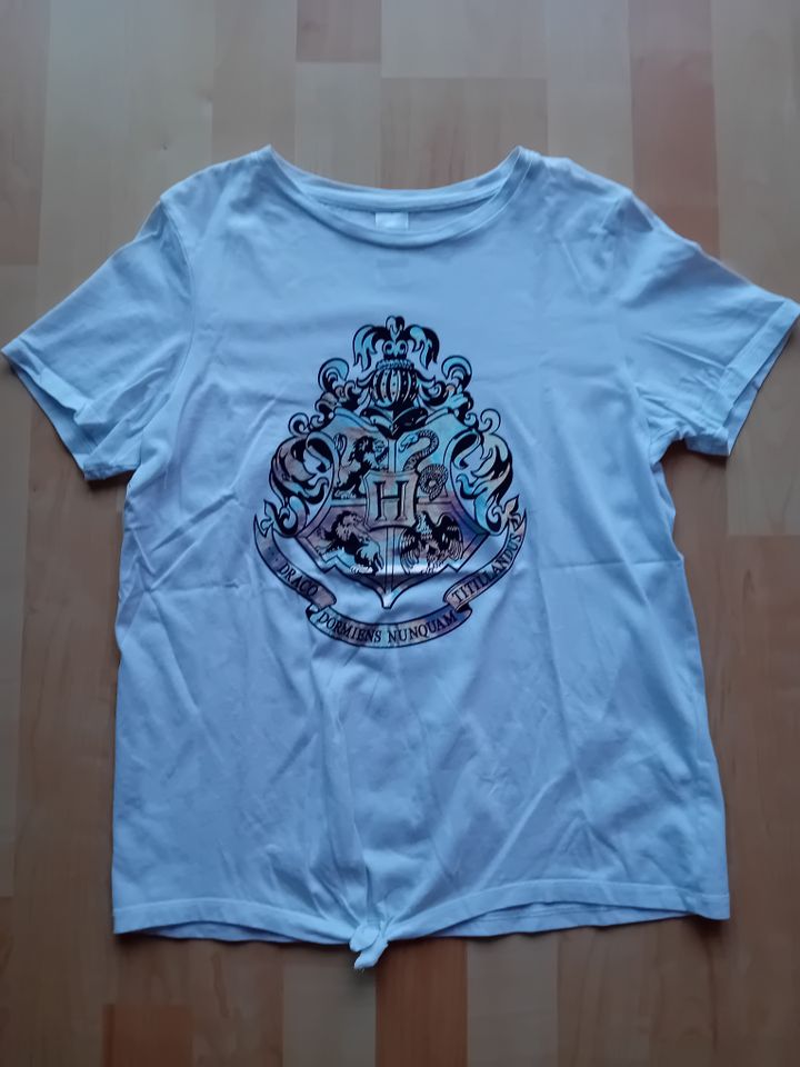 Harry Potter (C&A) 2 T-Shirts in Gr. 170/176 schwarz/weiß in Uetersen