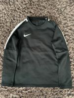 Nike Dry Fit  Oberteil 134/140 Rheinland-Pfalz - Kaiserslautern Vorschau