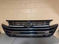 Vw Arteon  3G8 Kühlergrill R-line LED original 3G8853651BA Essen - Essen-Borbeck Vorschau