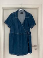 ASOS DESIGN Curve 48 50 XXL Jeanskleid Wickelkleid top Zustand Hessen - Heppenheim (Bergstraße) Vorschau