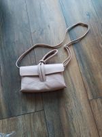 Damentasche handtasche echtleder echtes Leder neu Accessoire Nordrhein-Westfalen - Salzkotten Vorschau