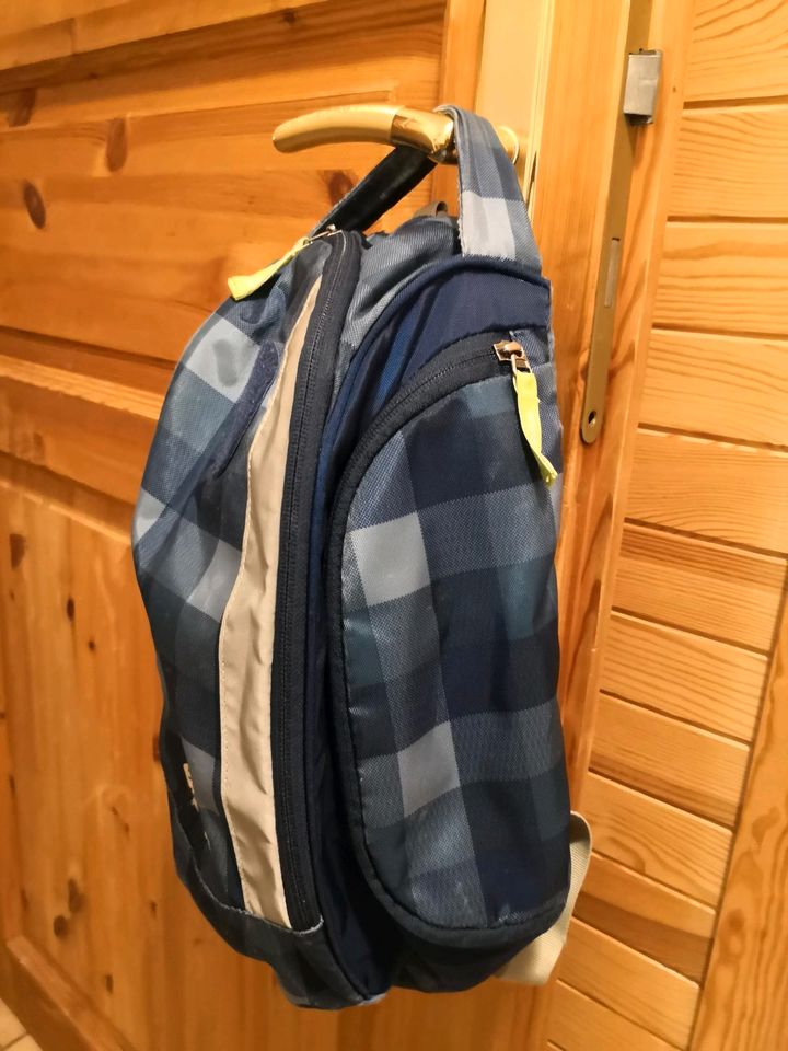 Ergobag kleiner Rucksack mit 10 Klettis in Breiholz