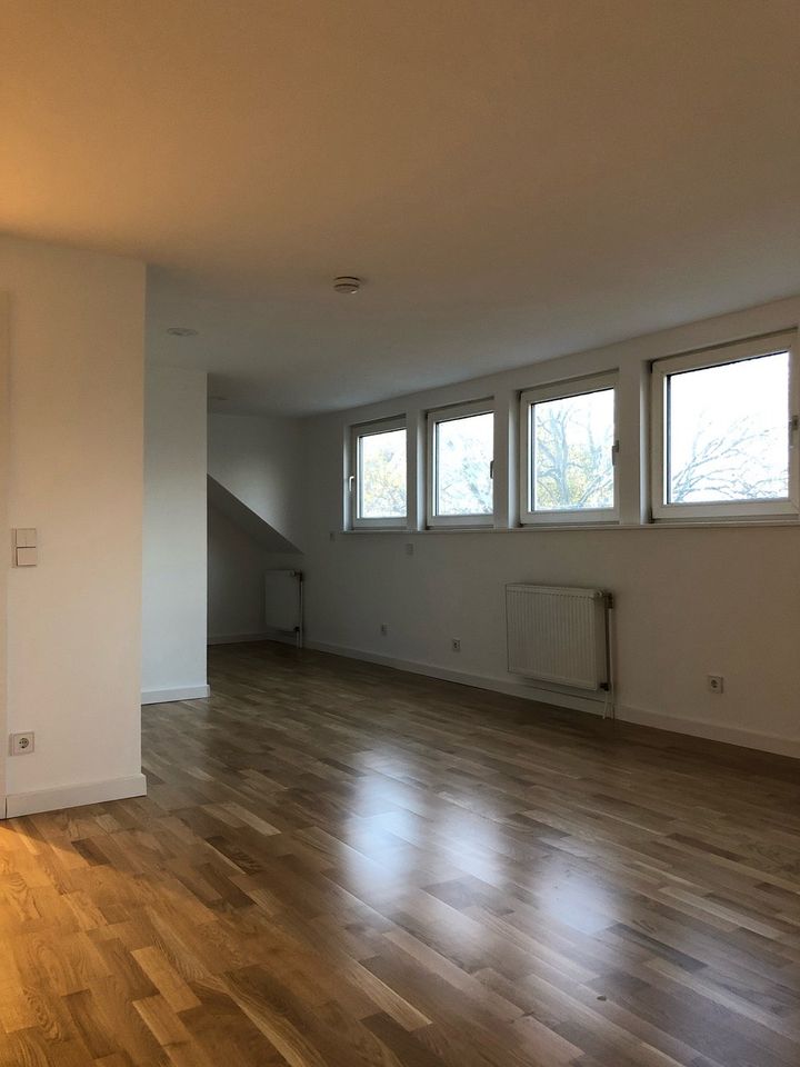 Frisch saniertes Apartment mit offenem Grundriss in Duisburg