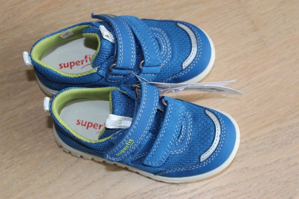 Schuhe von Superfit gr. 24 neu mit Etikett in Poing