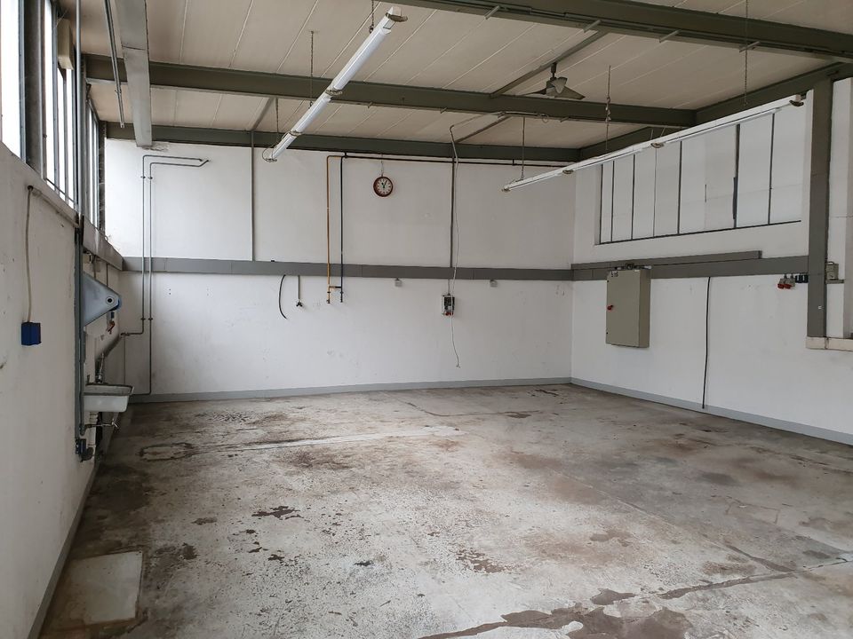 Werkstatt, Lager 88 m² in 93128 Regenstauf in Regenstauf