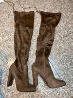 Overknee Stiefel Braun Camel Wildleder Look 39 Heels Pumps Winter Hessen - Liederbach Vorschau