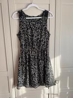 Sommerkleid, Blumenmuster, schwarz, weiß, Spitze, Gänseblümchen, Bayern - Untersiemau Vorschau