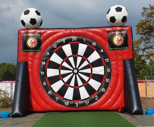 Fußball Dart XXL mieten 6 m hoch ! Wuppertal, Solingen, Velbert, Düsseldorf, Neuss, Köln, Essen, Bochum, Dortmund, Soest, Lüdenscheid, Hagen, Olpe, Siegen ( keine Hüpfburg ) in Radevormwald