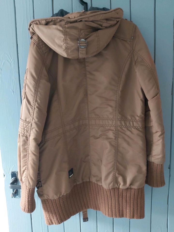 Khujo Übergangs/Winterjacke xl in Menden