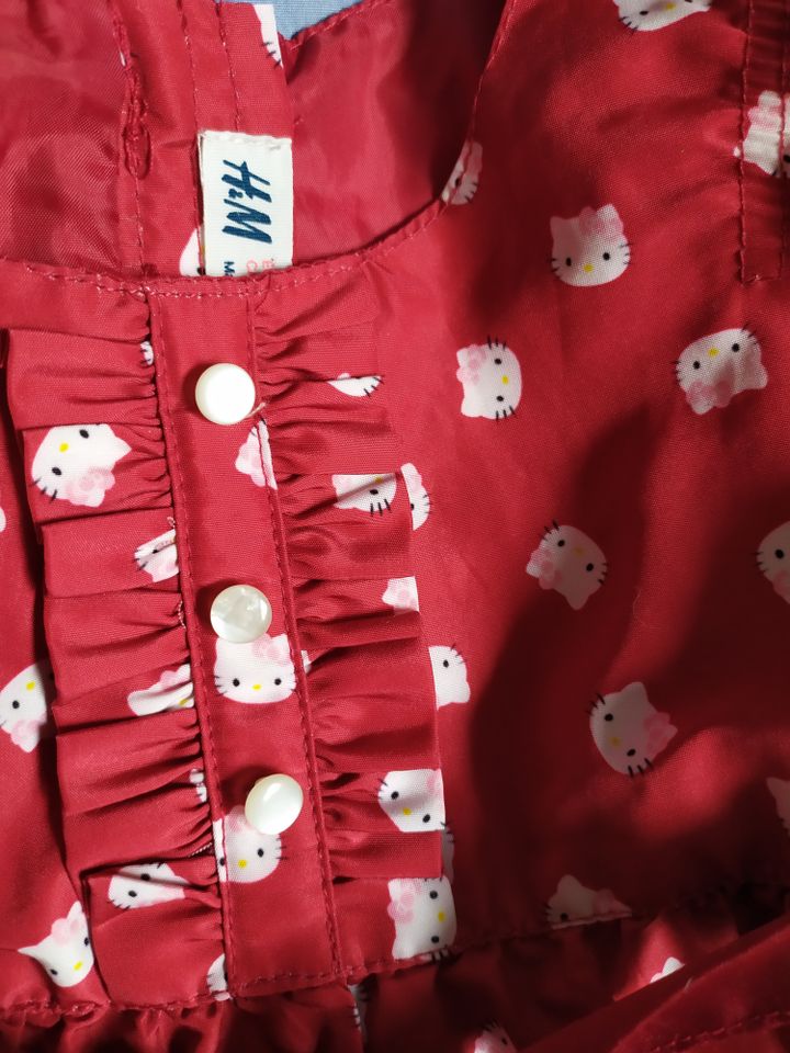 5 Kleider 3x Hello Kitty z.T. Neu in Leonberg