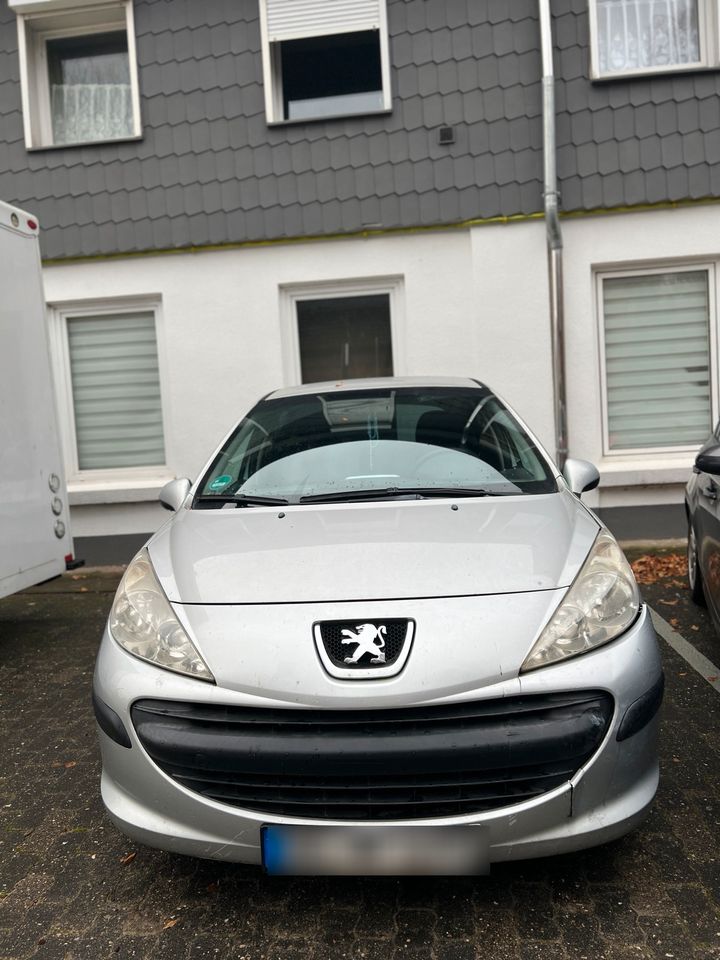 Ich verkaufe meine Auto, Peugeot, 207 in Hamburg