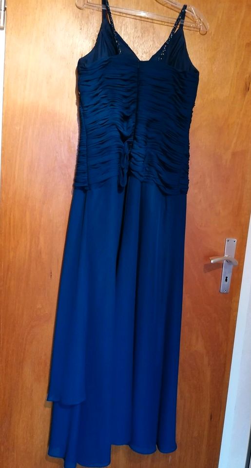 Abendkleid blau in Gnarrenburg