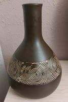 braune Vase im Afrika stil mit Ornamenten Sachsen - Markranstädt Vorschau