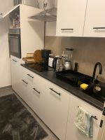 Küche in Weiß & Grau 2.50 x 1.90 x 0.60 Süd - Niederrad Vorschau