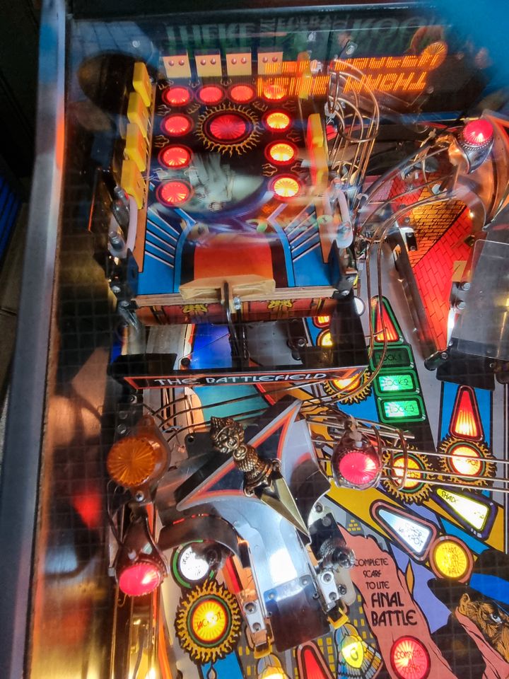 Flipper / Pinball Shadow - Bally in Weinheim