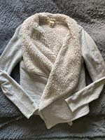 Flausche Weste Jacke waterfall Schnitt grau weiß H&M XS/34 Baden-Württemberg - Offenburg Vorschau