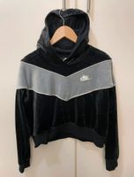 Nike Crop hoodie Kapuzenpullover L schwarz grau Mütze velours weich Nordrhein-Westfalen - Lindlar Vorschau