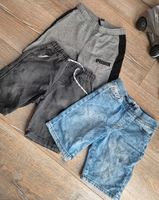 Puma Kurze Hosen Shorts Jeans gr.128 Kleiderpaket Niedersachsen - Delmenhorst Vorschau