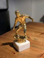 Fußball-Pokal / Figur Fußballspieler Leipzig - Knautkleeberg-Knauthain Vorschau