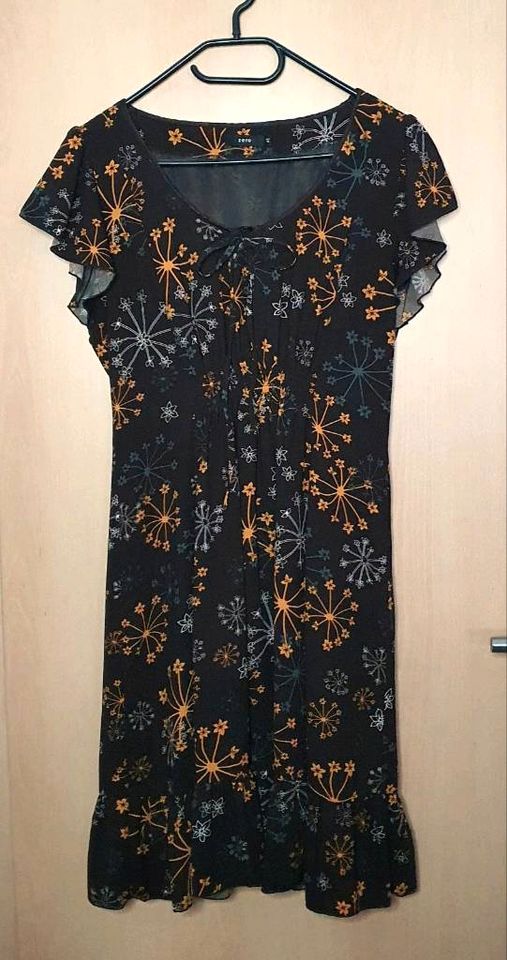 Wie neu !! Zero Kleid Gr. 42 dunkelbraun mit Blumen Muster in Brühl