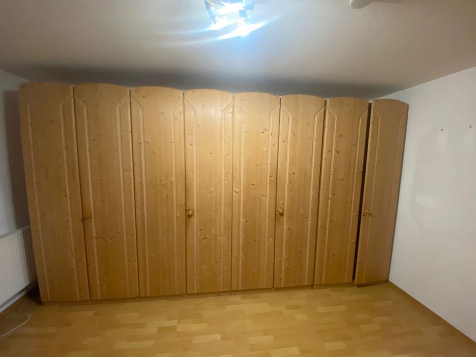 Sofa Couch 2Sitzer L Sofa Kleiderschrank Tischganitur in Fürth