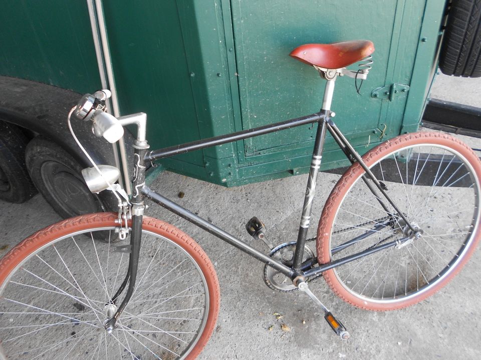 Vintage -Fahrrad in Freiburg im Breisgau