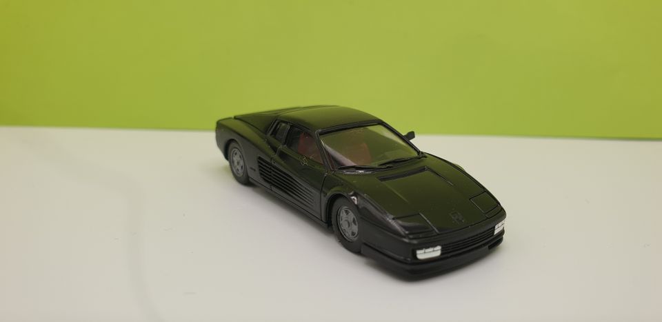 Herpa! Ferrari Testarossa "Black beauty" in 1:87-HO in Böblingen