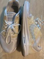 Nike Running Sneaker Größe 37 weiß/ gelb Thüringen - Nordhausen Vorschau