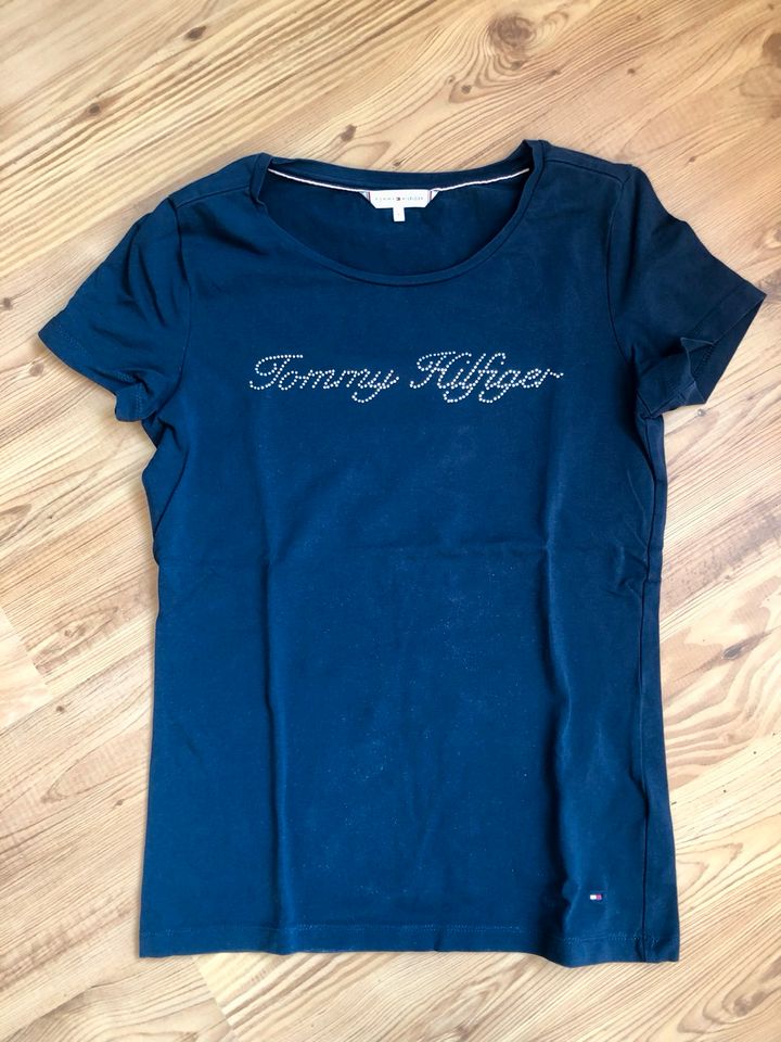 Tommy Hilfiger T-Shirt Gr. S, top Zustand in Forst (Lausitz)