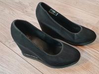 Puma Damenschuhe Größe 38 Baden-Württemberg - Esslingen Vorschau