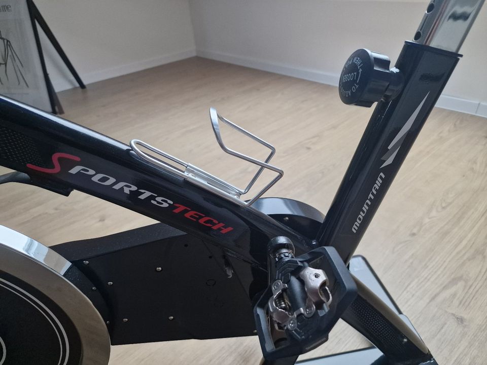 Spinning Rad Ergometer -SCHLAUFEN- u. KLICKPEDALE-SportstechSX200 in Dortmund