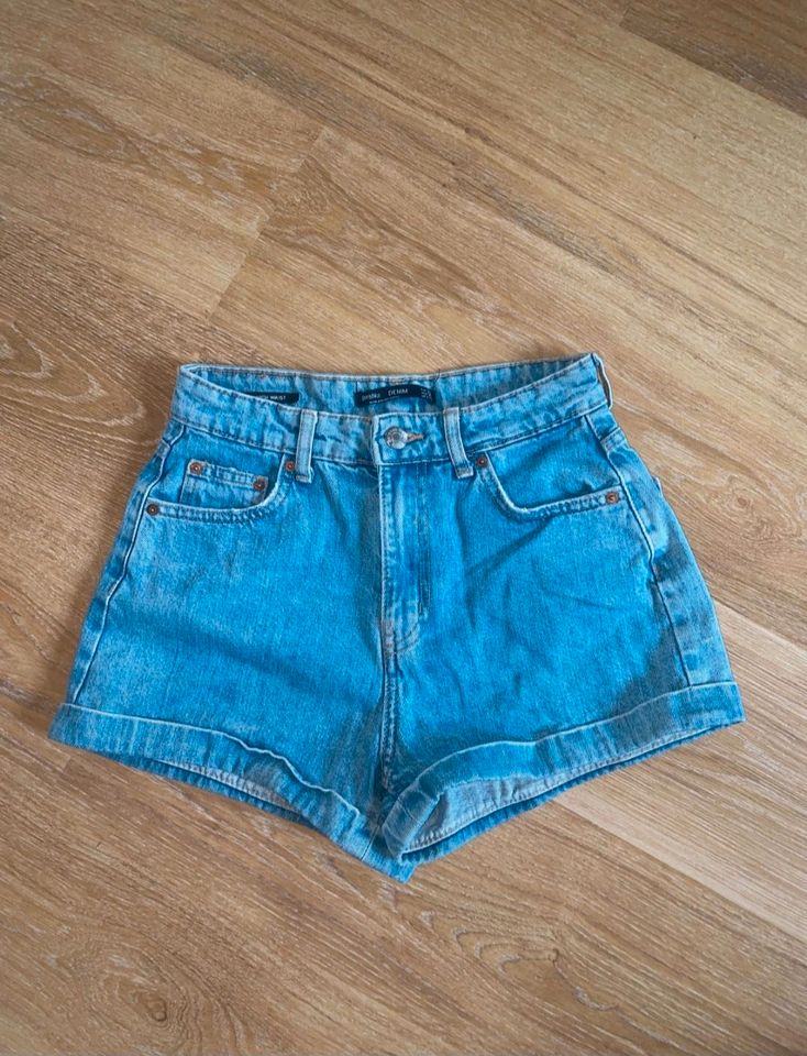 Jeans Shorts ♡Bershka Gr. 36 in Pfaffenhofen a. d. Roth