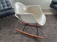 Eames Herman Miller RAR Rocking Chair Fiberglas Niedersachsen - Wolfsburg Vorschau