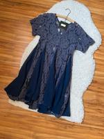 Kleid / Tunika Spitze süß und elegant navy Dresden - Pieschen Vorschau