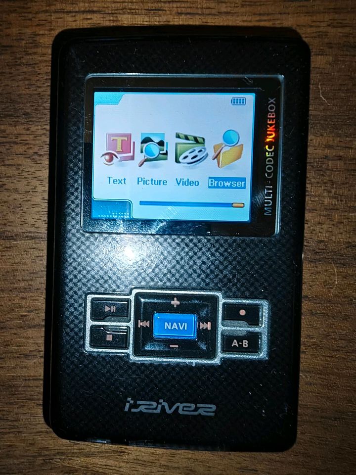 iRiver H340 40GB Jukebox MP3 Player & Neuer Akku in Hannover