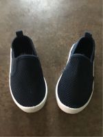 Dunkelblaue Sneaker 25; einmal getragen, Neupreis 25 Euro Niedersachsen - Wangerland Vorschau