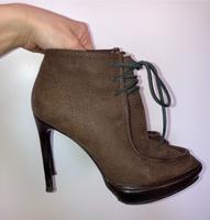 Burberry Stiefeletten Boots braun Leder 37 super Absatz Brandenburg - Potsdam Vorschau